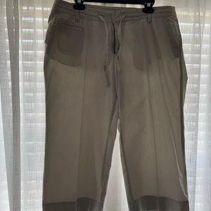 Gap Khaki Capris